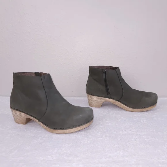 DANSKO Maria Nubuck Clogs Olive Greeb Ankle Boots - Picture 3 of 10